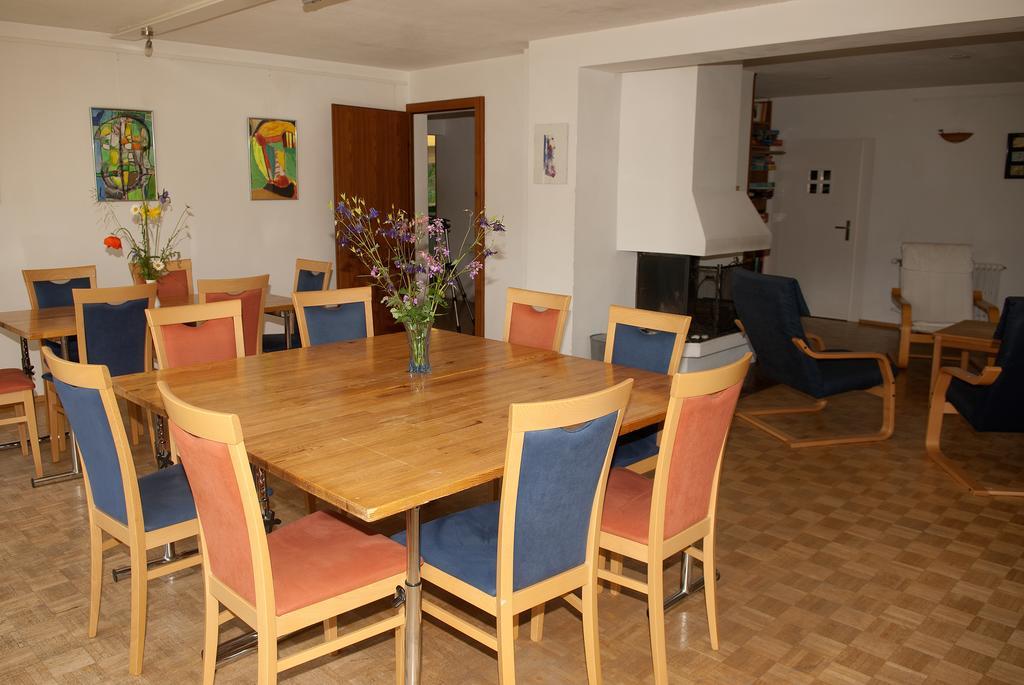 Pension Casa Selva Trin Екстериор снимка