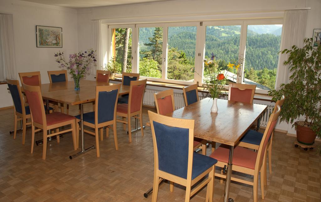 Pension Casa Selva Trin Екстериор снимка